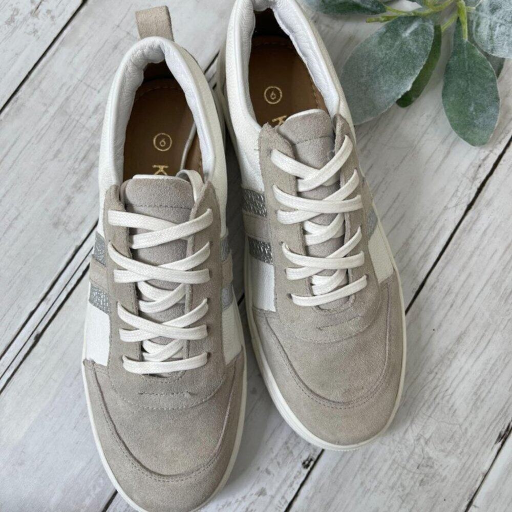 KAANAS Elba Suede Lace-Up Sneakers Sz 6 Casual Low Top Shoes